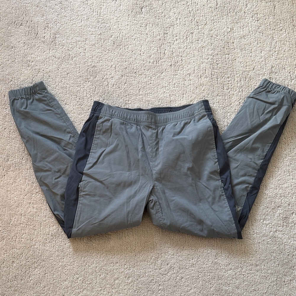 Eddie Bauer Women’s Hiking Pants NWT